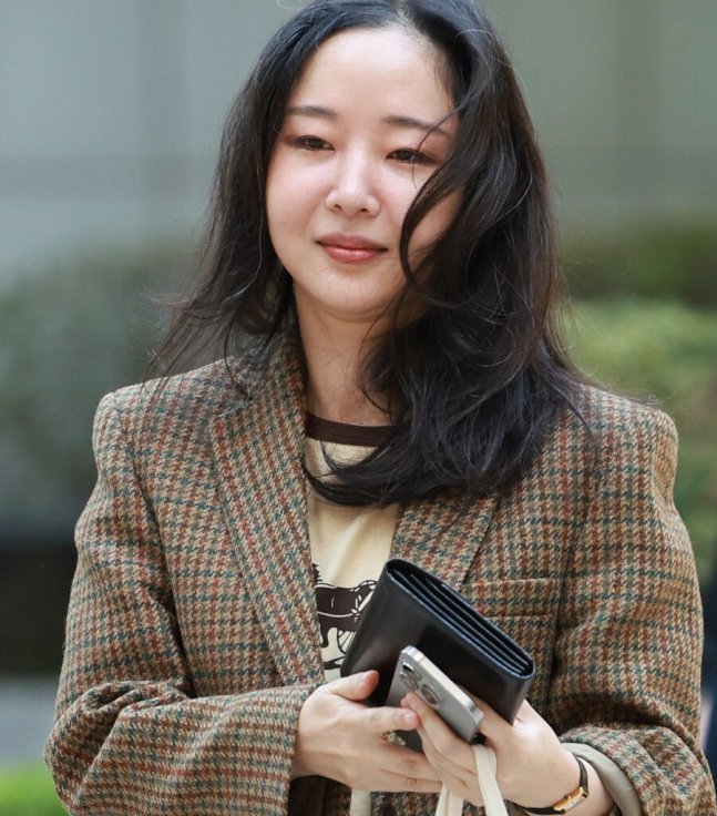 민희진과 뉴진스의 갈등: 계약 해지, 위약금, 그리고 미래의 방향성